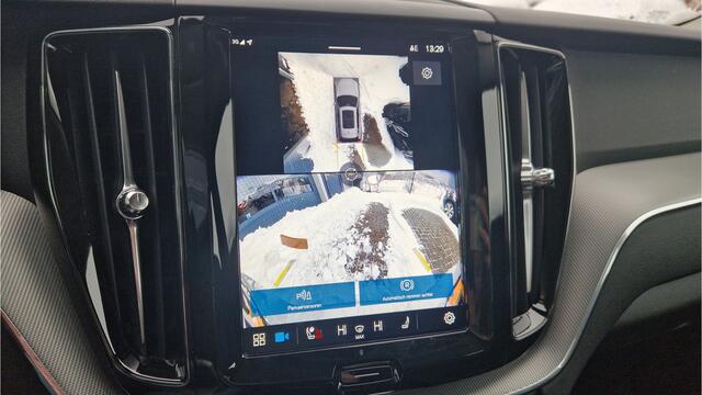 Volvo XC60 2.0 T6 Plug-in hybrid AWD Plus Dark 360 Cam | NL AUTO