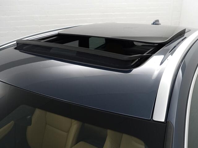 Volvo XC60 2.0 T6 Plug-in hybrid AWD Inscription- Panoramadak, Elek Trekhaak, Stuur/Stoelverwarming, Stoelventilatie, Harman Kardon