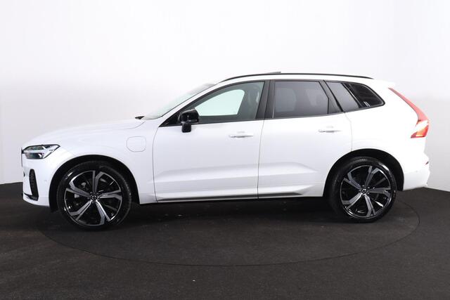 Volvo XC60 T8 Recharge AWD Ultimate Dark - Panorama/schuifdak - IntelliSafe Assist & Surround - 360º Camera - Verwarmde voorstoelen, stuur & achterbank - Parkeersensoren voor & achter - Elektr. bedienb. voorstoelen met geheugen - Draadloze tel. lader - Head up displ