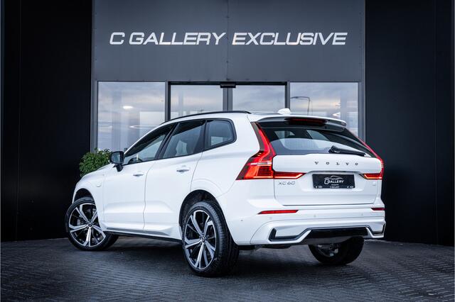 Volvo XC60 2.0 Recharge T8 AWD R-Design - Luchtvering | Panorama | H&K | Memory | 360 Camera