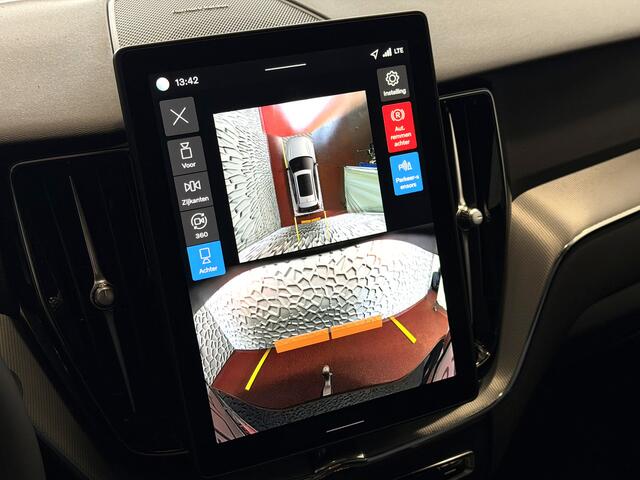 Volvo XC60 2.0 T6 AWD PLUS BLACK EDITION SCHUIFDAK 360.CAM HARMAN KARDON LEER PHEV Plug in Hybrid