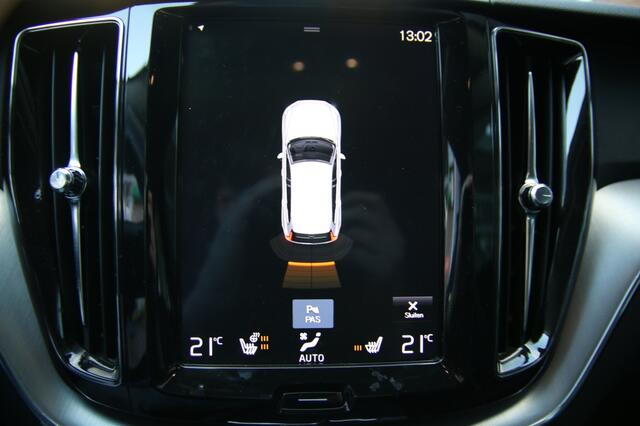 Volvo XC60 2.0 T5 | PILOT ASSIST | APPLE CARPLAY | LANE KEEPING AID | CRUIS