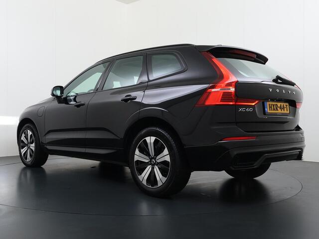 Volvo XC60 2.0 T6 Plug-in hybrid AWD Plus Dark Trekhaak/Panodak/Camera etc.