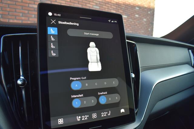 Volvo XC60 T8 455PK Plug-in hybrid AWD Ultra Black Edition | Lounge | 22'' | Luchtvering |