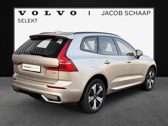 Volvo XC60 2.0 T6 Plug-in hybrid AWD Plus Dark / Panoramadak / elektr. stoelen met geheugen / trekhaak /