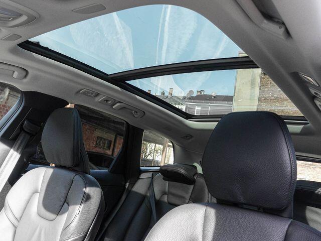 Volvo XC60 2.0 T8 RECHARGE AWD Plus Bright (355kW / 455pk) ** LED, NAVI+, LEDER, MEM, ACC, 20-inch LMV ** 1e EIG - UNFALLFREI ** ** INFORMEER OOK NAAR ONZE AANTREKKELIJKE FINANCIAL-LEASE TARIEVEN **