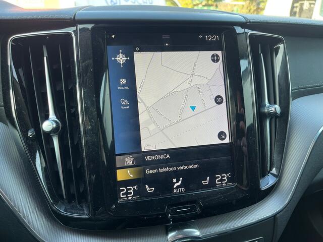 Volvo XC60 Grijs Kenteken. Leer, Camera, Led Koplampen