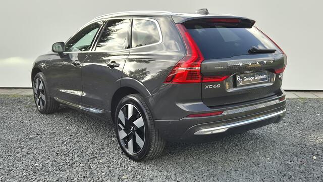 Volvo XC60 2.0 T6 PheV AWD Ultra Lounge Pakket - Stoel ventilatie - Massage stoelen - Donkere Hemel - Bowers & Wilkins Audio Systeem - 20"Licht metaal - Privacy Glas
