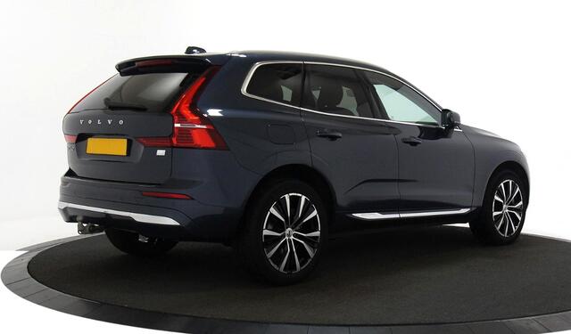 Volvo XC60 2.0 T6 AWD Recharge Long Range 293kW/399pk Aut8 Ultimate Bright LUCHTVERING + BOWERS&WILKINS + EL.TREKHAAK + PANORAMADAK + PILOT ASSIST + ADAPT.CRUISE + LANE ASSIST + STOEL&STUURVERWARMING + CAMERA + HEAD-UP + PD-GLASS + PARKSENSOREN V&A + 20" LM-VELG