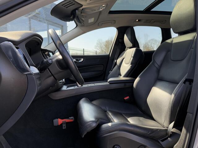 Volvo XC60 2.0 Recharge T6 AWD Inscription 1e Eigenaar,Pano,Leder,Navi,340pk,PDC,Dealer Onderhouden,N.A.P,Apk tot 11-2026