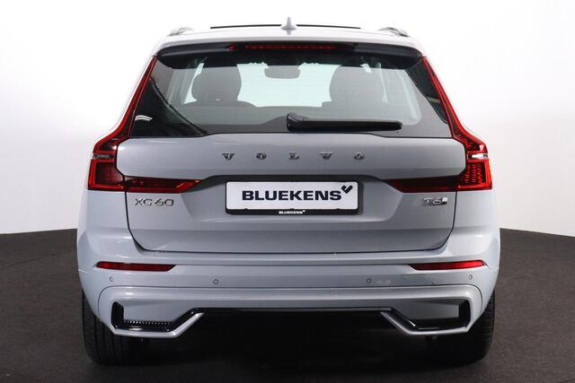 Volvo XC60 T6 Recharge AWD Ultra Dark - Panorama/schuifdak - IntelliSafe Assist & Surround - 360º Camera - Harman/Kardon audio - Adaptieve LED koplampen - Verwarmde voorstoelen, stuur & achterbank - Parkeersensoren voor & achter - Elektr. bedienb. voorstoelen met ge
