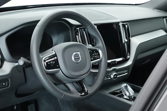 Volvo XC60 2.0 T8 Plug-in hybrid AWD Plus Black Edition | Pano | Memory Seats | H&K Audio | 360cam | Pilot Assist | 4x Stoelverw. | Bliss | Google Info.