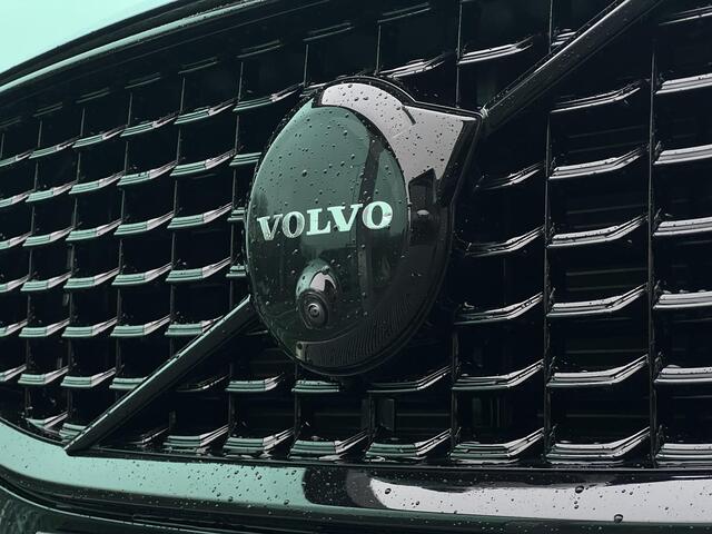 Volvo XC60 2.0 T8 Plug-in hybrid AWD Ultra Black Edition PHEV, Automaat, Luchtvering, Bowers & Wilkins audio, Gelaagde zijruiten, 360 graden parkeercamera, Stoelmassage, Stoelventilatie, Trekhaak semi elektrisch, Extra getinte ramen vanaf B-stijl