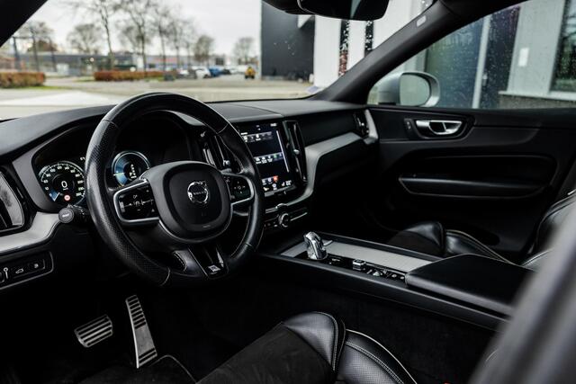 Volvo XC60 2.0 T8 Twin Engine AWD R-Design