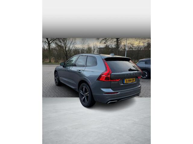 Volvo XC60 2.0 T6 AWD R-Design | Panoramadak | Trekhaak Wegklapbaar | Harman Kardon | Head-Up Display | Lederen Bekleding | Navigatie | Keyless Entry |