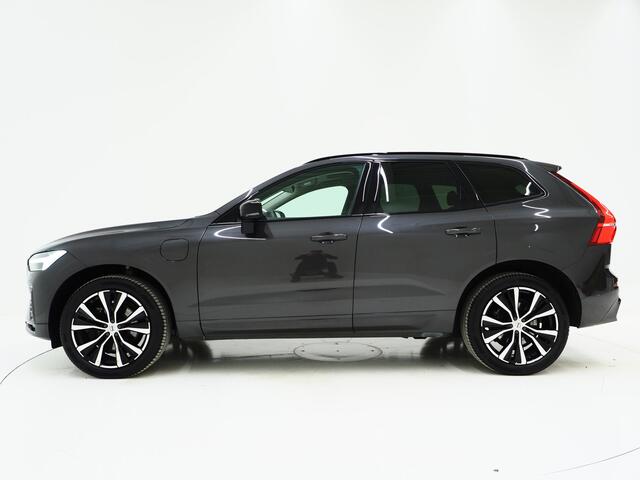 Volvo XC60 2.0 T6 Plug-in hybrid AWD Ultimate Dark Long Range | Panoramadak | Pilot Assist | Harman/Kardon | Head Up | Camera | Keyless | Carplay