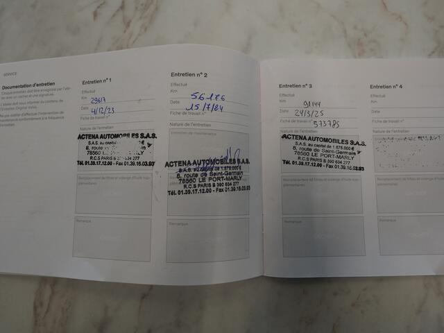 Volvo XC60 2.0 T6 Plug-in hybrid AWD Ultimate Dark Long Range | Panoramadak | Pilot Assist | Harman/Kardon | Head Up | Camera | Keyless | Carplay