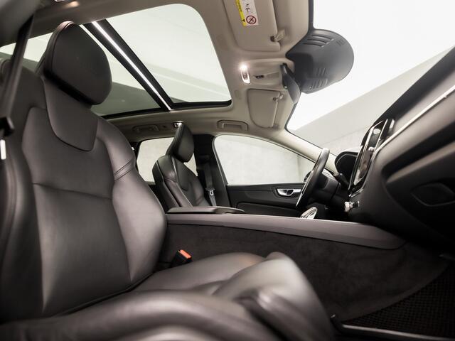 Volvo XC60 2.0 T8 Twin Engine AWD Inscription Sport 391Pk Automaat (PANORAMADAK, LUCHTVERING, MEMORY SEATS, STOELVERWARMING ACHTER, 360 CAMERA, GETINT GLAS, APPLE CARPLAY, NIEUWSTAAT)