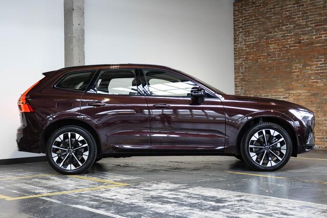 Volvo XC60 T6 Plug-in hybrid AWD Ultra Dark | Panoramadak | Verwarmbare voorstoelen+stuurwiel+achterbank | Premium audio by Harman Kardon | 360° Parkeercamera | Head-up display | Parkeersensoren voor + achter | Google infotainment