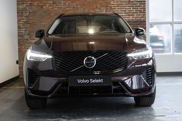 Volvo XC60 T6 Plug-in hybrid AWD Ultra Dark | Panoramadak | Verwarmbare voorstoelen+stuurwiel+achterbank | Premium audio by Harman Kardon | 360° Parkeercamera | Head-up display | Parkeersensoren voor + achter | Google infotainment