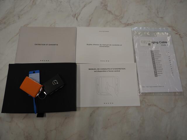 Volvo XC60 2.0 T6 Plug-in hybrid AWD Plus Dark Long Range | Panoramadak | Keyless | Camera | Leder | Memory | Climate | LED | Carplay