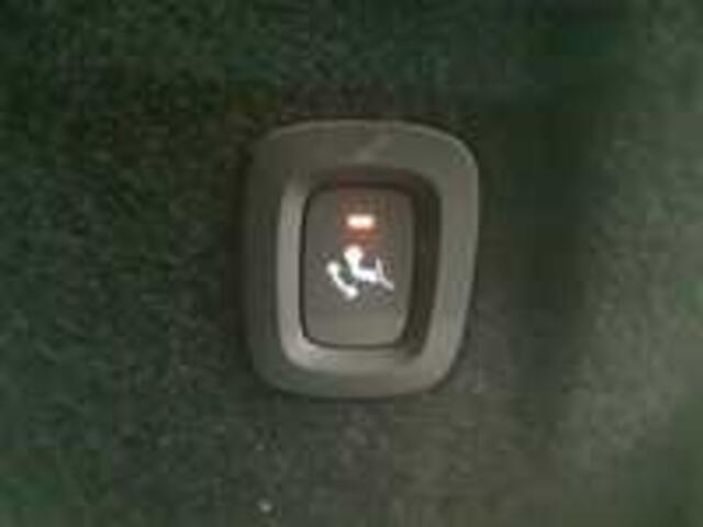 Volvo XC60 2.0 T6 Plug-in hybrid AWD Plus Black Edition | Trekhaak | Adaptieve Cruise Control | Panoramadak | Harman Kardon Audio | 360° Parkeercamera | Stoel-/Stuurverwarming | Dodehoek Detectie |