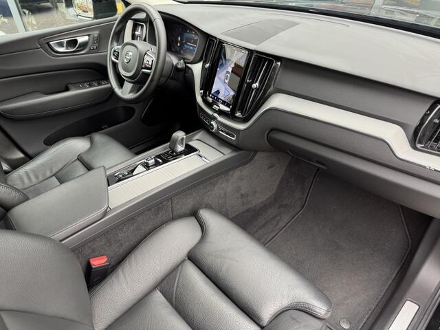 Volvo XC60 R Design Recharge Plug-In Hybrid AWD