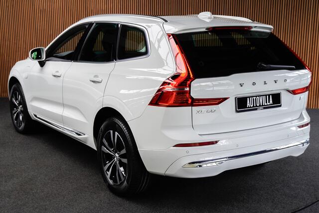 Volvo XC60 2.0 T6 PlugIn hybrid AWD Panodak Leer Navi Camera Elektr. bedienbare achterklep Memory seats Sfeerverlichting PDC LM velgen Long Range BTW auto!