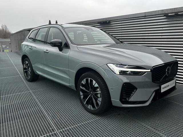 Volvo XC60 2.0 T6 Plug-in hybrid AWD Ultra Dark 360gr. Parkeer camera, Harman-Kardon Premium audio, Full led, Verwarmde stoelen 4X + stuur, Trekhaak semi elektrisch, Head-up display.