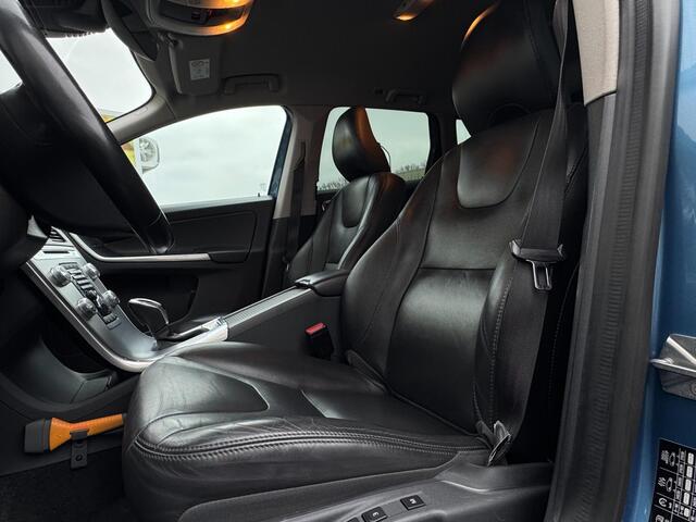 Volvo XC60 2.0 D4 FWD R-Design |Automaat |Leder|Stoelverwarming |Dealeronderhouden