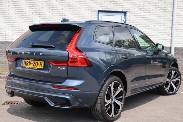 Volvo XC60 2.0 T6 Plug-in hybrid AWD Ultra Dark | 360 Camera | Luchtvering | Head-up display | Schuif / kanteldak |