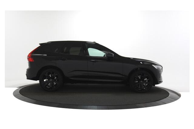 Volvo XC60 2.0 T8 Plug-in Hybrid AWD Plus Black Edition | PHEV | Panoramadak | Achteruitrijcamera | Harman Kardon Audio | Lichtmetalen Velgen 21 inch | Sportstoelen | Keyless Entry | Stuur- / Stoelverwarming | Keyless | Navigatie | Apple Carplay | Android Auto