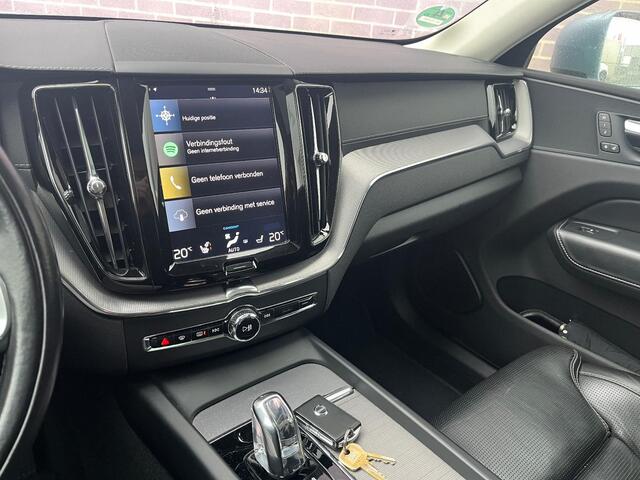 Volvo XC60 2.0 T8 Twin Engine AWD Inscription | PHEV | Nappaleder | 360 Graden Camera | Trekhaak | Panoramadak | Navigatie | Apple Carplay | Android Auto | Stoelventilatie | Stoelmassage | Stuur- / Stoelverwarming | Head-Up Display | Keyless Entry