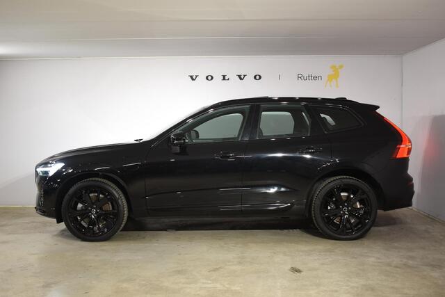 Volvo XC60 T6 350PK Automaat Plug-in Hybrid AWD Plus Black Edition/ Bowers & Wilkins / Navigatie / 360 Camera / Head-up Display / Panoramadak / Stoelverwarming v+a / Stuurverwarming / 21'' Velgen