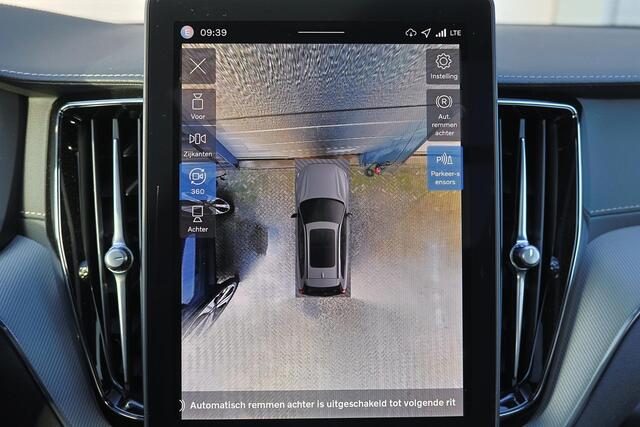 Volvo XC60 T8 Recharge AWD Ultra Black Edition - Panorama/schuifdak - IntelliSafe Assist & Surround - 360º Camera - Harman/Kardon audio - Adaptieve LED koplampen - Verwarmde voorstoelen, stuur & achterbank - Parkeersensoren voor & achter - Elektr. bedienb. voorstoel