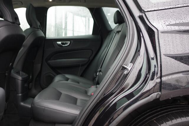 Volvo XC60 2.0 T6 350 PK AWD Ultimate Dark Long Range PHEV, Panoramadak, Head-Up, Harman/Kardon