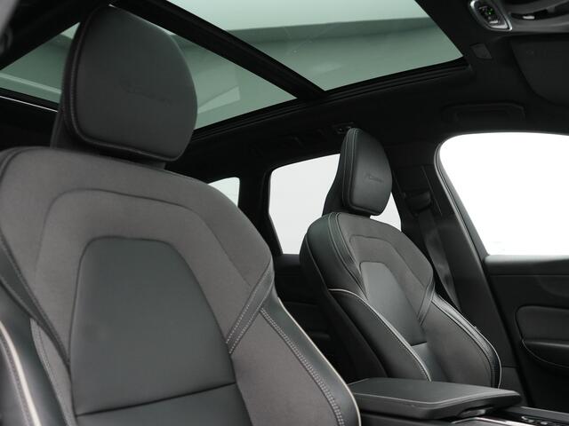 Volvo XC60 Recharge T8 AWD R-Design Plug In Hybrid 391pk Dealer O.H. PHEV | Panodak | Luchtvering | Head Up | Camera | Harman & Kardon | Sportstoelen Memory & Verwarmd | 21"L.M | Apple Carplay | Keyless | Blis | Virtual | Navigatie | DAB |