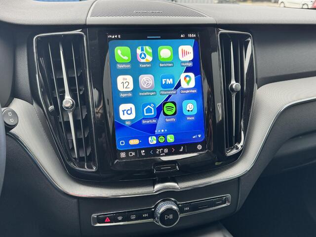 Volvo XC60 2.0 T6 Plug-in hybrid AWD Plus Dark 349 PK | Trekhaak | 21 inch | 360 camera