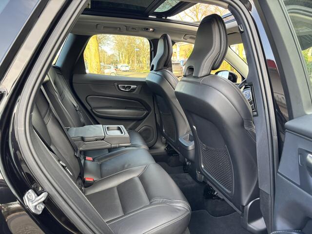 Volvo XC60 T6 AWD Inscription 360 HeadUp Standkachel Pano Keyless Pilot assist