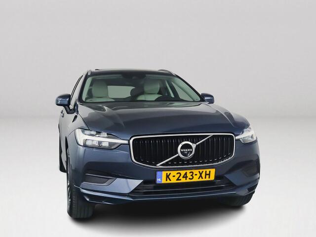 Volvo XC60 B5 Momentum Exclusive | Panoramadak | 360° camera | Harman Kardon | Head-up Display | Stoel- en Stuurverwarming | Trekhaak