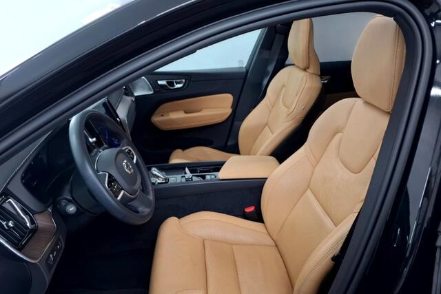 Volvo XC60 2.0 T8 AWD Recharge 335kW/456pk Aut8 Ultimate Bright LUCHTVERING + BOWERS&WILKINS + PANORAMADAK + PILOT ASSIST + ADAPT.CRUISE + EL.TREKHAAK + STOELMASSAGE + STOELVERWARMING&-VENTILATIE + 360 CAMERA + KEYLESS + PARKSENSOREN + 19" LM-VELGEN!!