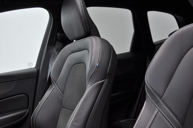 Volvo XC60 T8 390PK Automaat Recharge AWD R-Design / Adaptieve cruise control/ BLIS/ Panoramadak/ Trekhaak/ Head up display/ 360 camera/ Parkeersensoren/ Stoel en stuurwielverwarming