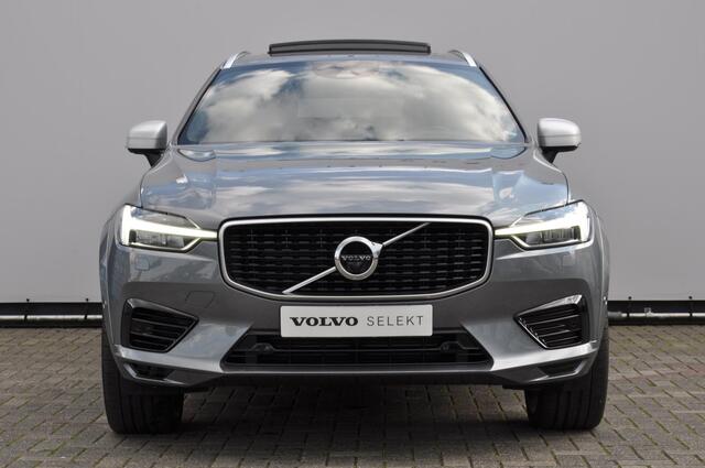 Volvo XC60 T8 390PK Automaat Recharge AWD R-Design / Adaptieve cruise control/ BLIS/ Panoramadak/ Trekhaak/ Head up display/ 360 camera/ Parkeersensoren/ Stoel en stuurwielverwarming