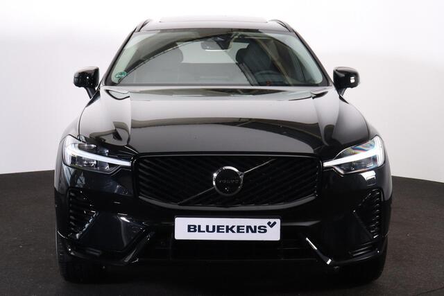 Volvo XC60 T8 Recharge AWD Ultra Dark - Panorama/schuifdak - IntelliSafe Assist & Surround - 360º Camera - Harman/Kardon audio - Adaptieve LED koplampen - Verwarmde voorstoelen, stuur & achterbank - Parkeersensoren voor & achter - Elektr. bedienb. voorstoelen met ge