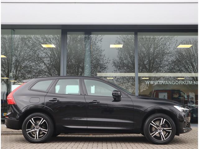 Volvo XC60 2.0 B5 R-Design / Panoramadak