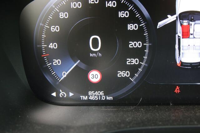 Volvo XC60 2.0 T5 Momentum Pro