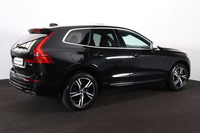 Volvo XC60 T5 AWD R-Design - Panorama/schuifdak - IntelliSafe Assist & Surround - Adaptieve LED koplampen - Parkeercamera achter - Verwarmde voorstoelen, stuur & achterbank - Parkeersensoren voor & achter - Elektr. bedienb. bestuurdersstoel met geheugen - Schakelpad