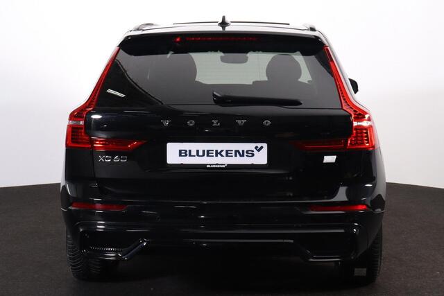 Volvo XC60 T6 Recharge AWD Plus Dark - Panorama/schuifdak - IntelliSafe Assist & Surround - Harman/Kardon audio - Adaptieve LED koplampen - Parkeercamera achter - Verwarmde voorstoelen, stuur & achterbank - Parkeersensoren voor & achter - Elektr. bedienb. voorstoele
