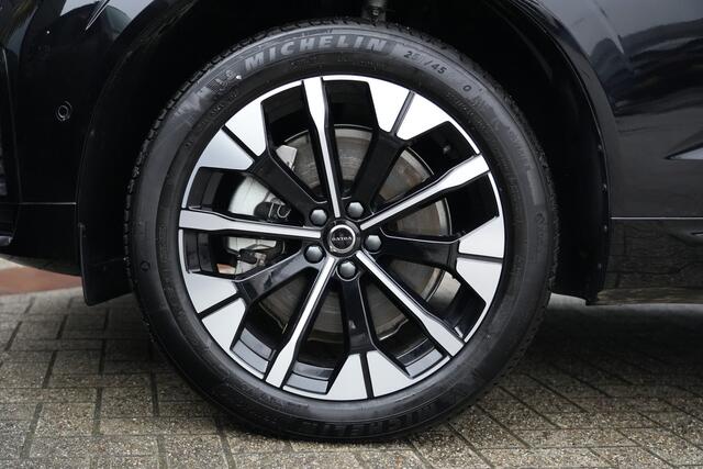 Volvo XC60 2.0 T8 Plug-in hybrid AWD Plus Dark 455pk Panoramadak/Stoelverwarming/Trekhaak