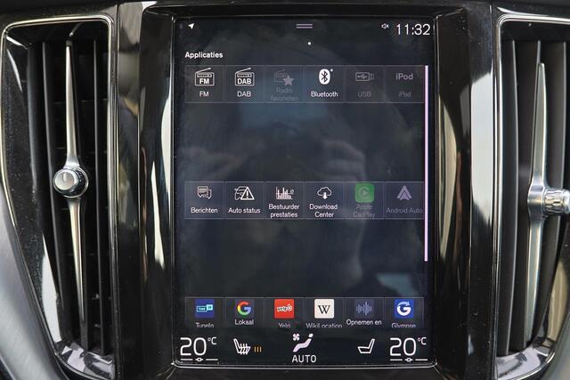 Volvo XC60 T5 AWD Inscription - IntelliSafe Surround - Parkeercamera achter - Verwarmde voorstoelen - Parkeersensoren voor & achter - Apple Carplay & Android Auto - High Performance audio - Cruise Control - 18' LMV